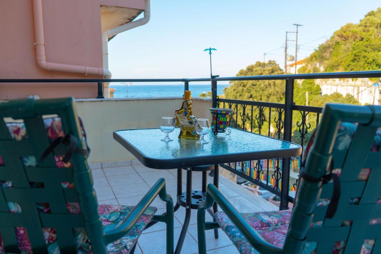 Valsamis Villa Apartments Порос Экстерьер фото