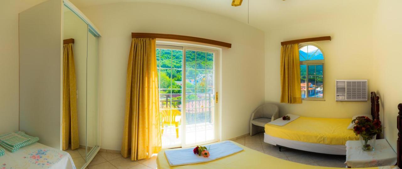 Valsamis Villa Apartments Порос Экстерьер фото